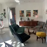 Apartmán 60s-style Coastal Retreat Minutes From The *