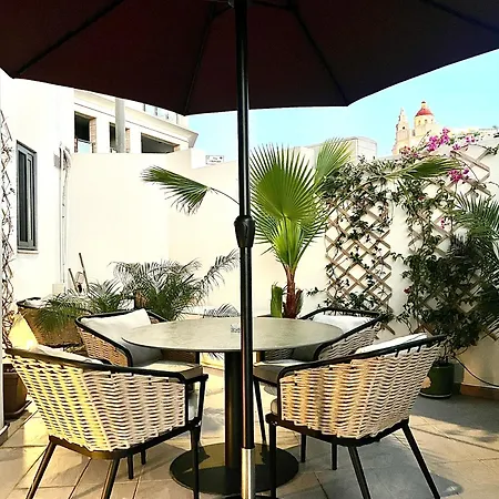 60s-style Coastal Retreat Minutes From The * Mellieħa