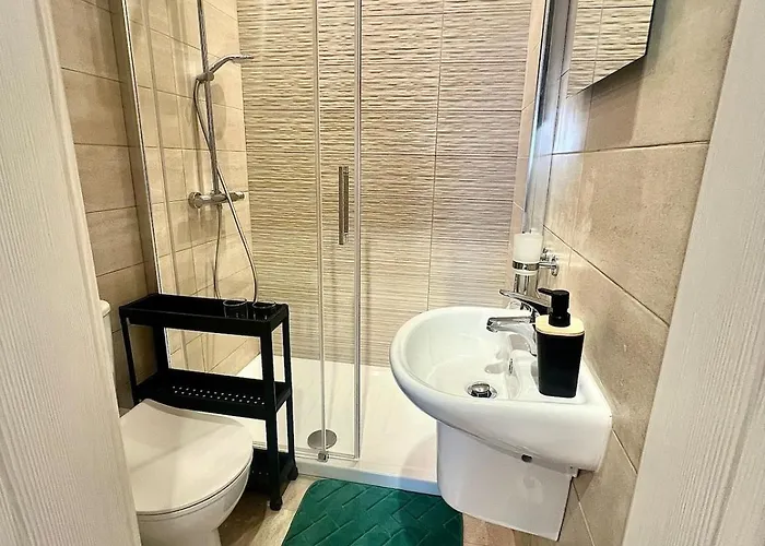 60s-style Coastal Retreat Minutes From The Διαμέρισμα