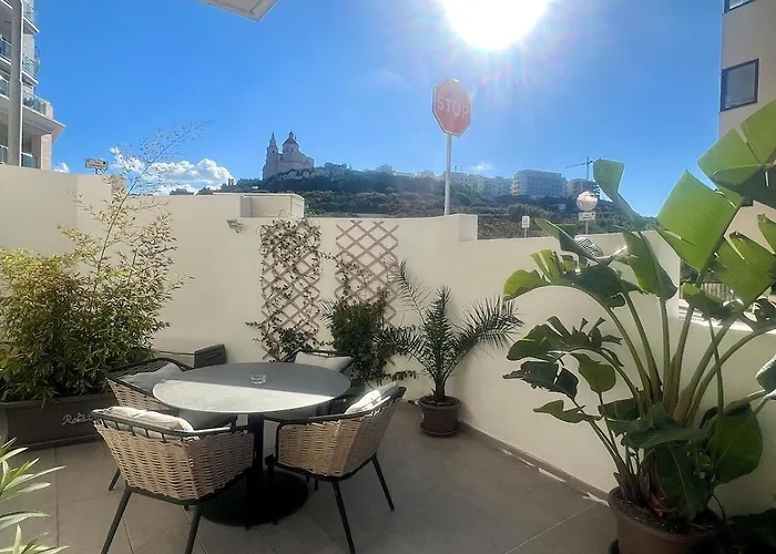 Appartement 60s-style Coastal Retreat Minutes From The